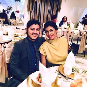 Meet your Posher, Amalia